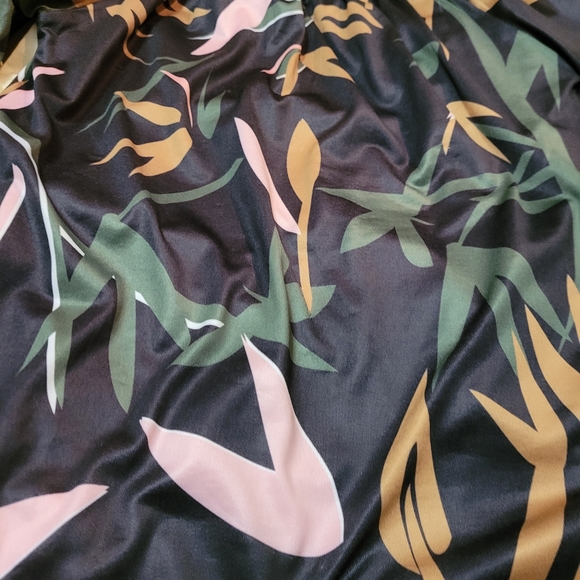 🖤🌿Milan Kiss - brand new pretty blouse - Picture 5 of 6